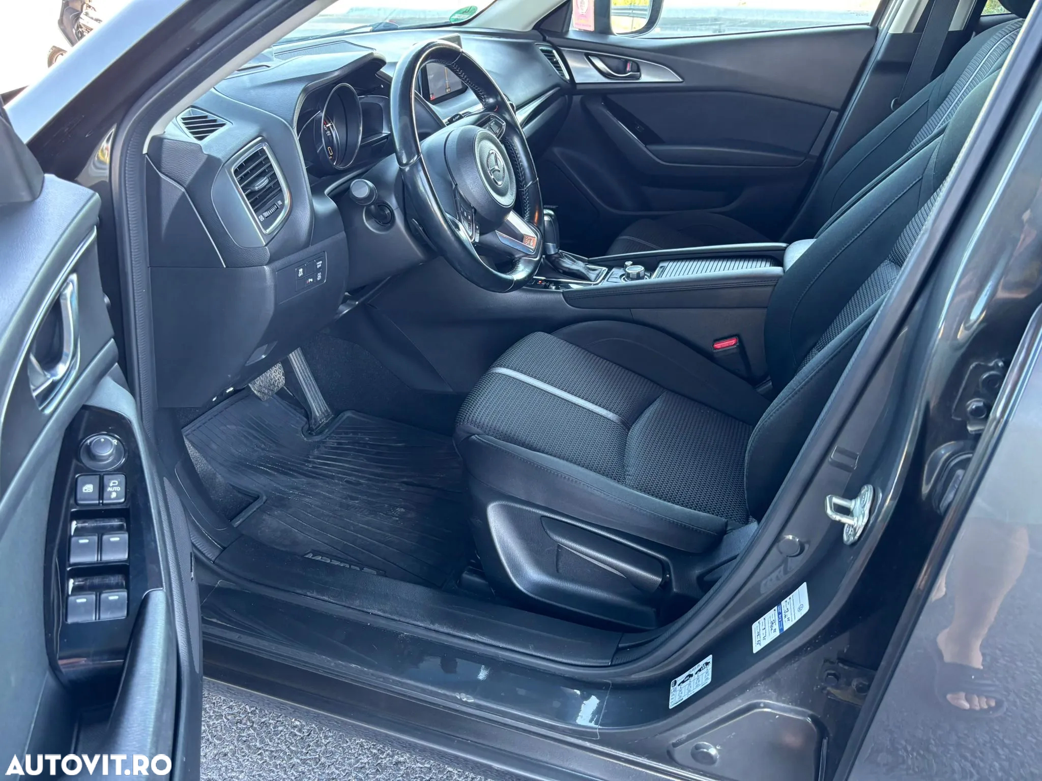 Mazda 3 SKYACTIV-D 150 Automatik Sports-Line - 30