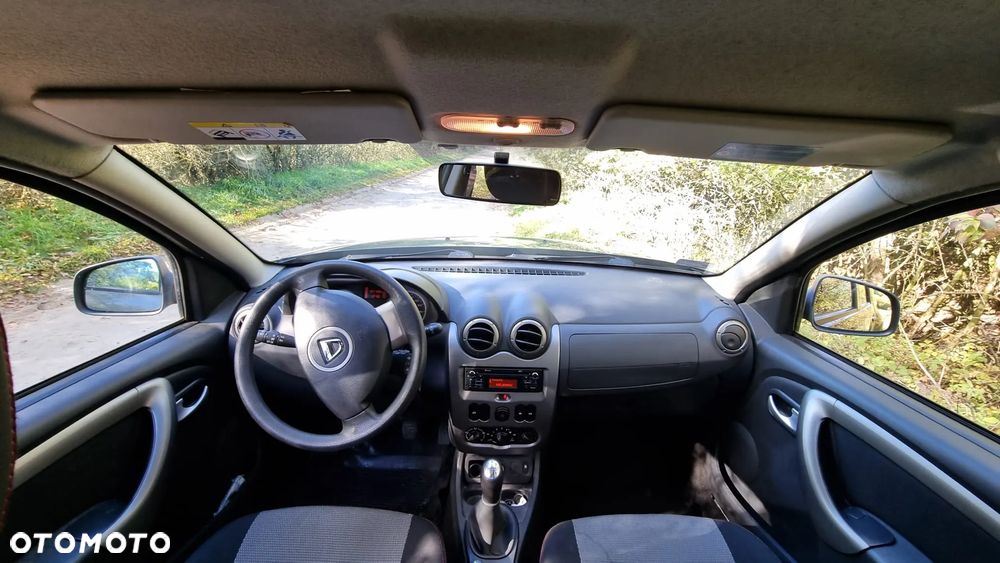 Dacia Duster 1.6 16V 4x2 - 13
