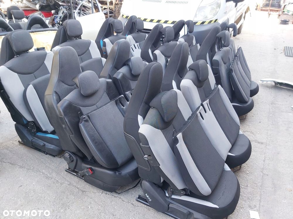 Toyota AYGO II fotel fotele kanapa lewy prawy tył - 7