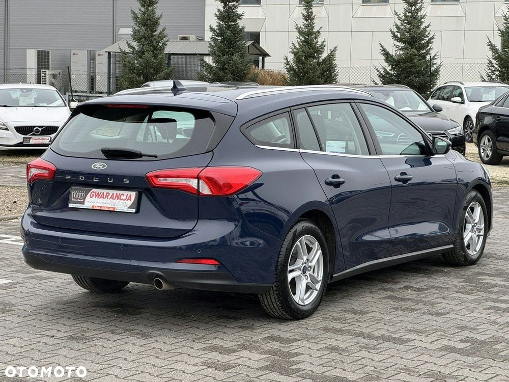 Ford Focus - 8