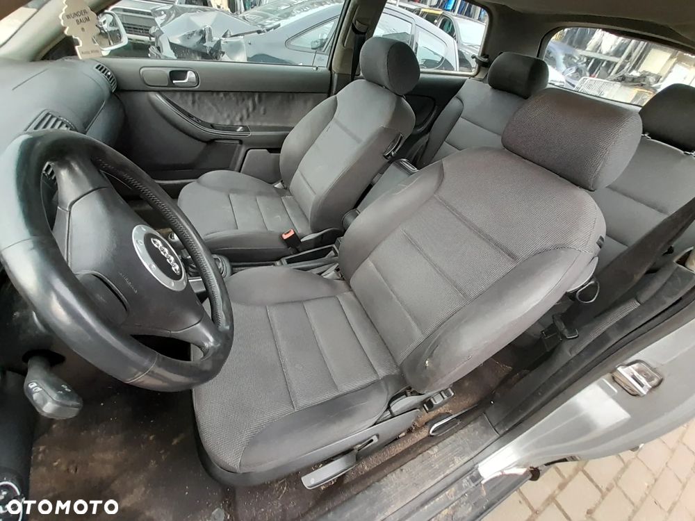 AUDI A3 8L LIFT FOTELE KANAPA KOMPLET - 1