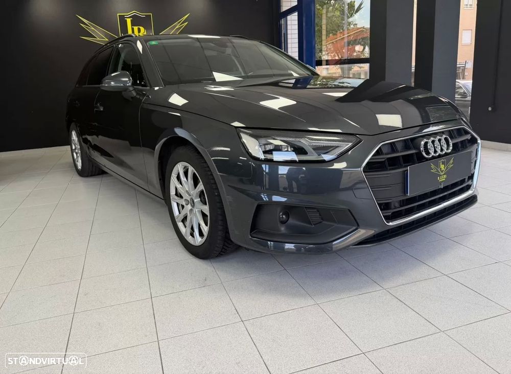 Audi A4 Avant 30 TDI Advanced S tronic - 2