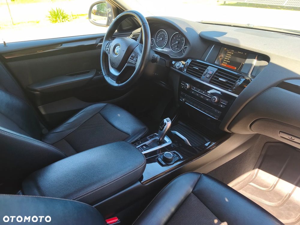 BMW X4 xDrive20i - 12