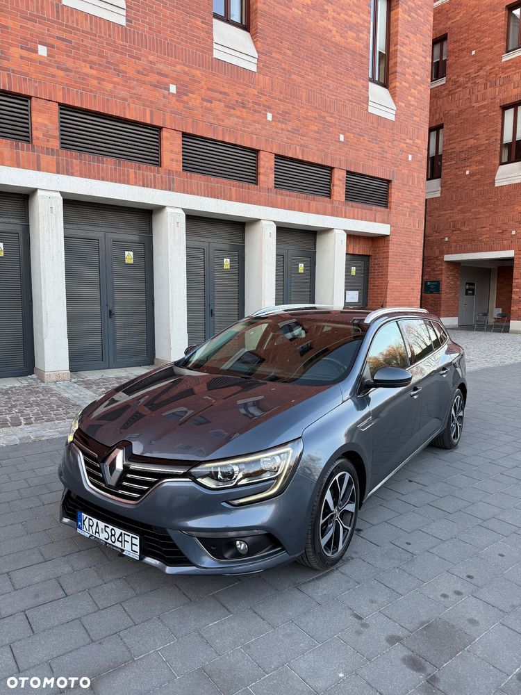 Renault Megane ENERGY TCe 140 EDC BOSE EDITION - 6