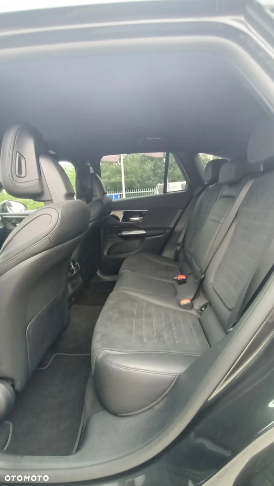 Mercedes-Benz GLC - 21