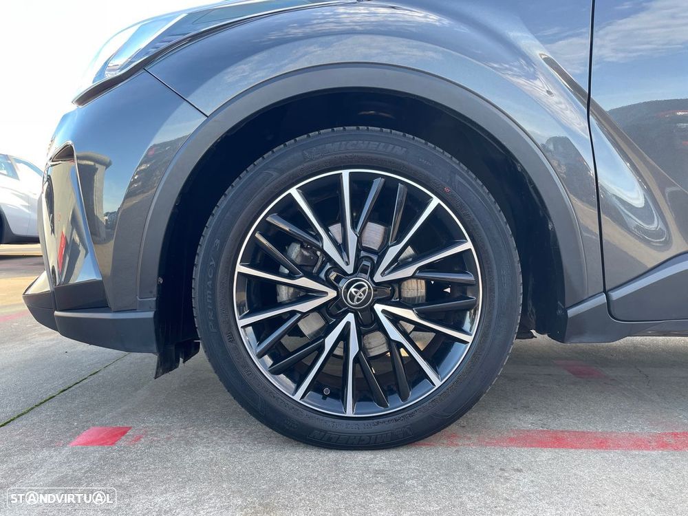 Toyota C-HR - 16