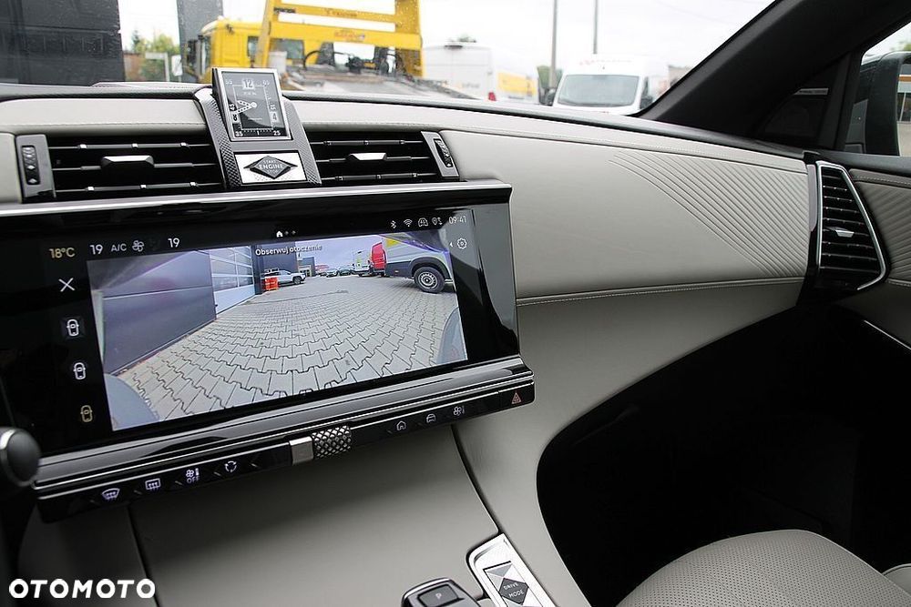 DS Automobiles DS 7 Crossback - 21