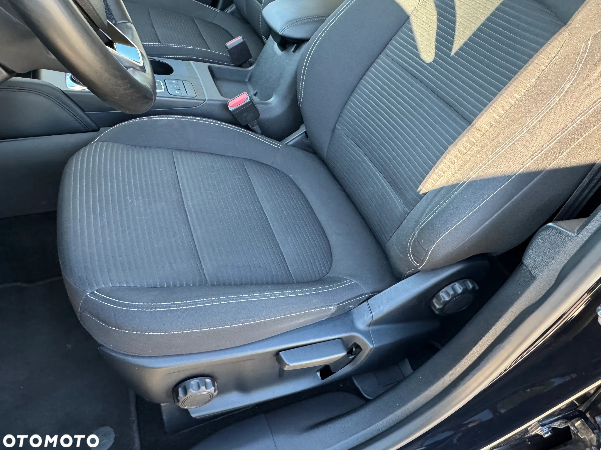 Ford Kuga 2.5P PHEV FWD Titanium - 10