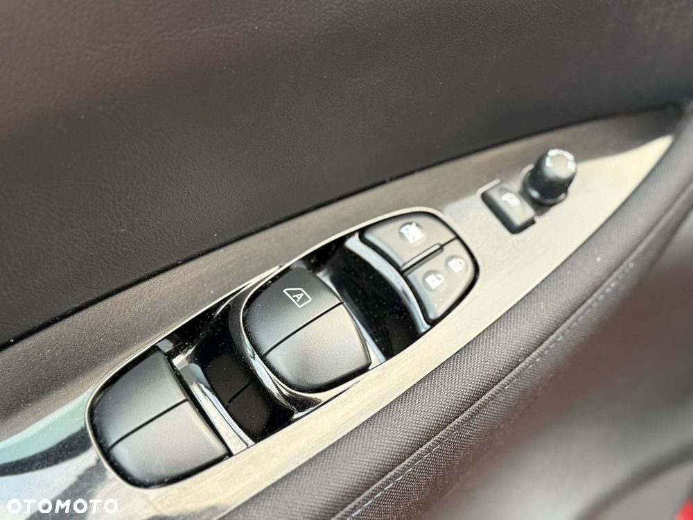 Nissan Leaf 40kWh N-Connecta - 11