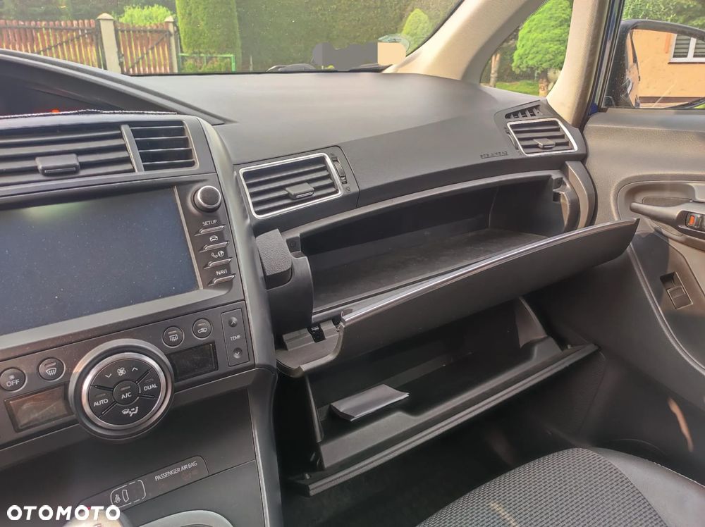 Toyota Verso 1.6 D-4D Prestige 7os EU6 - 5