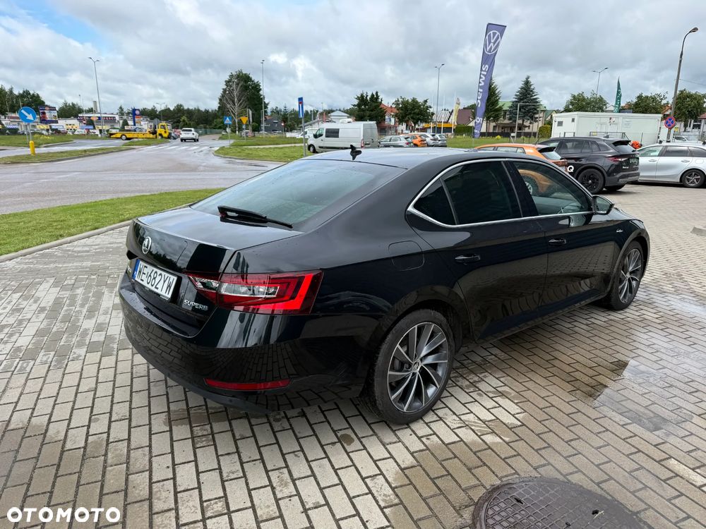 Skoda Superb 2.0 TDI L&K DSG - 4
