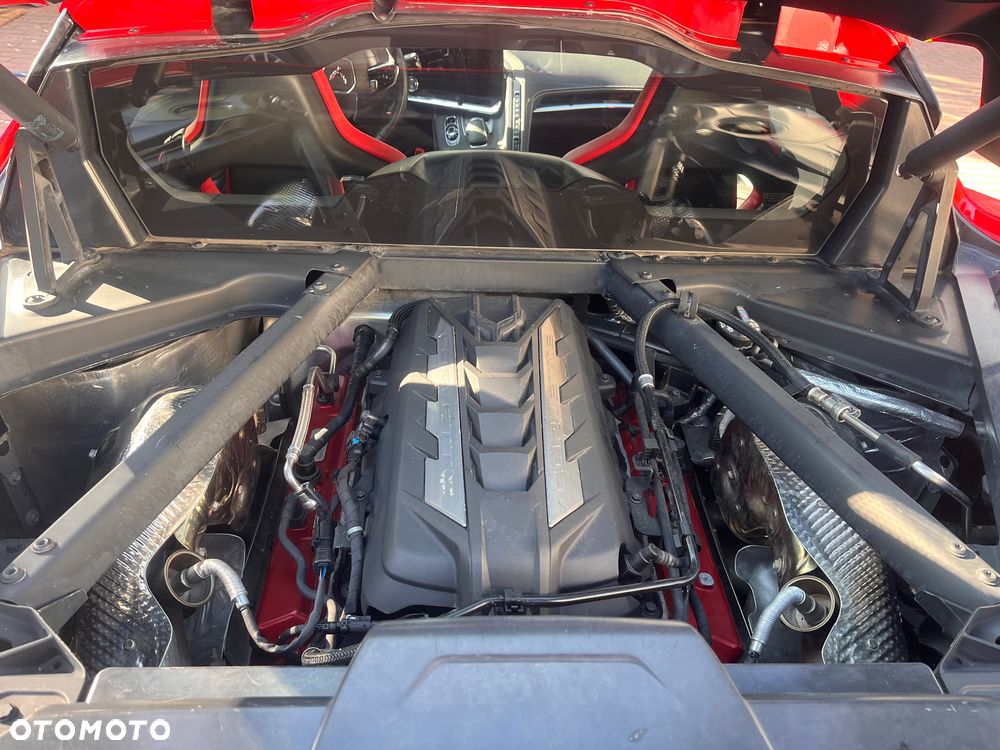 Chevrolet Corvette - 18