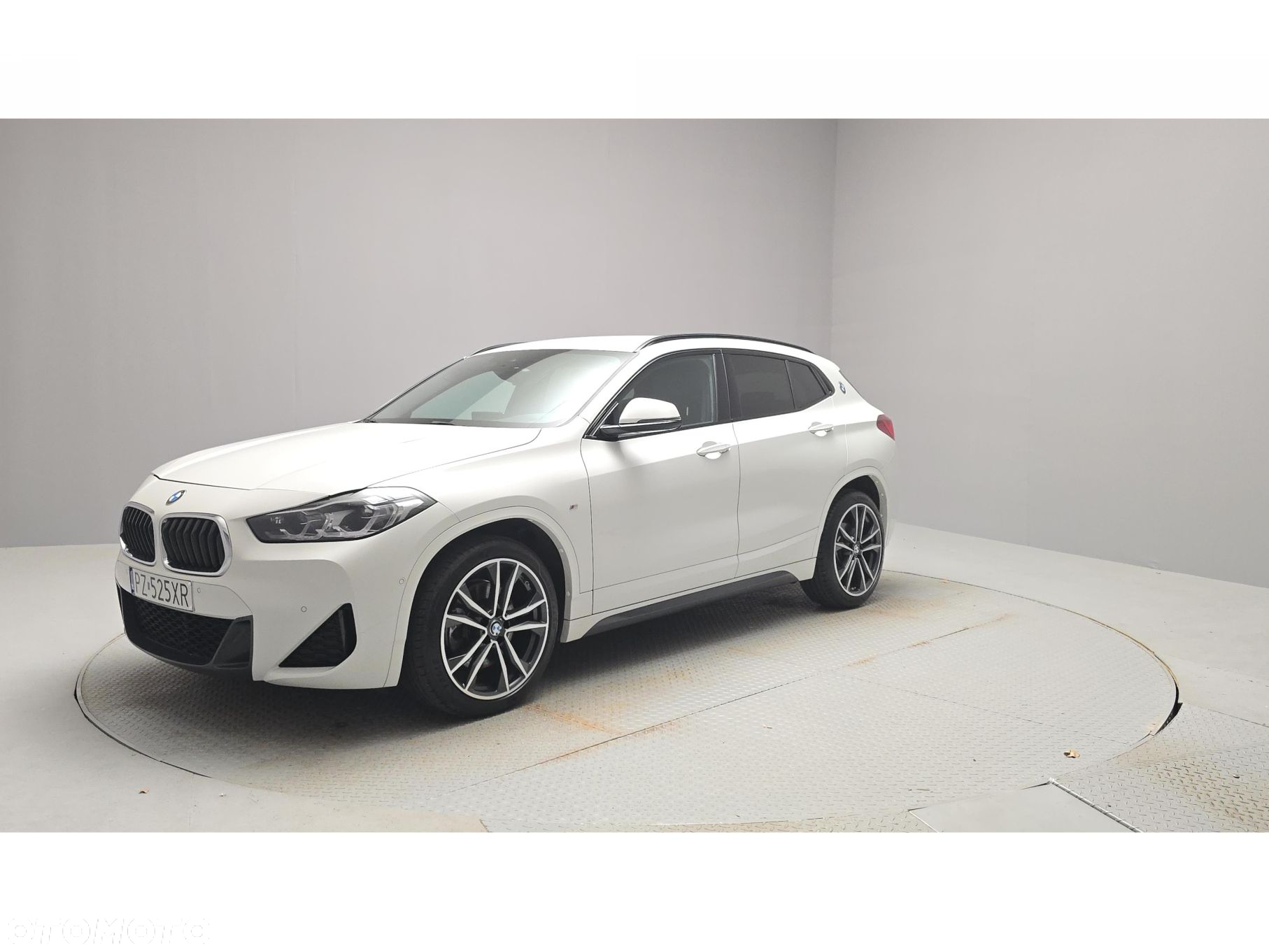 BMW X2 - 8