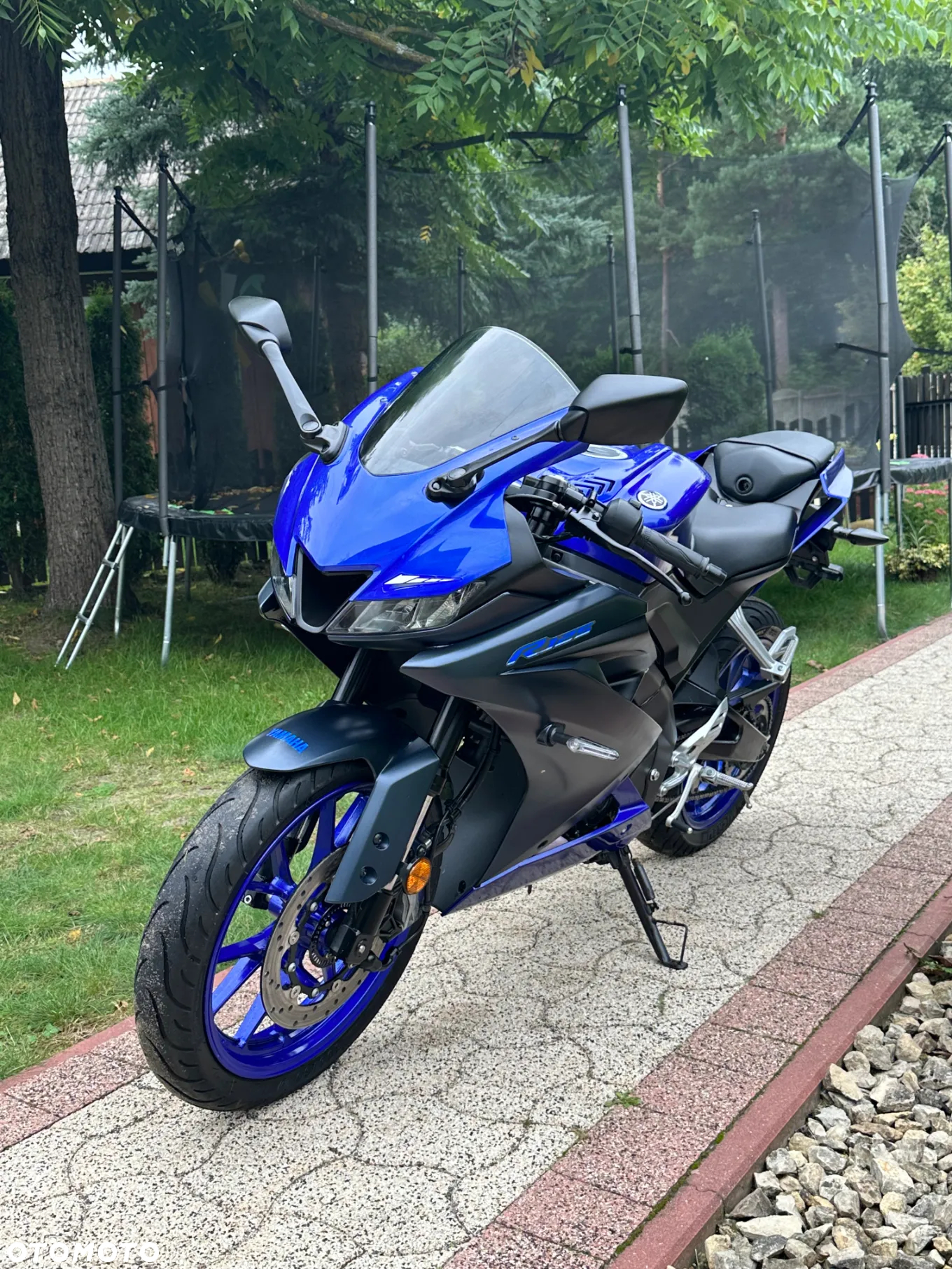 Yamaha YZF - 8