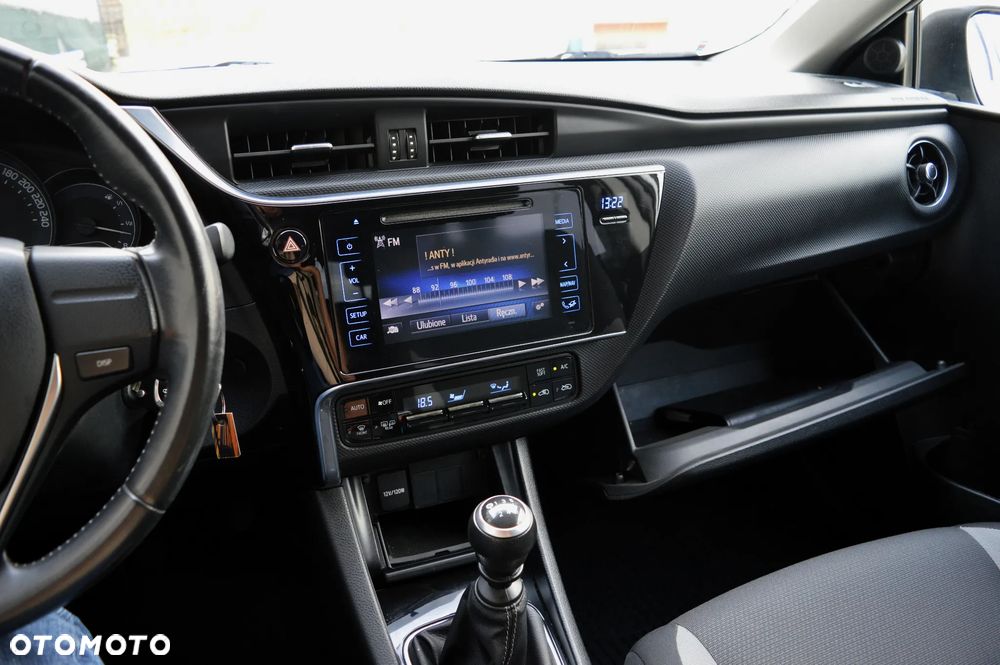 Toyota Auris 1.33 VVT-i Life Comfort - 14