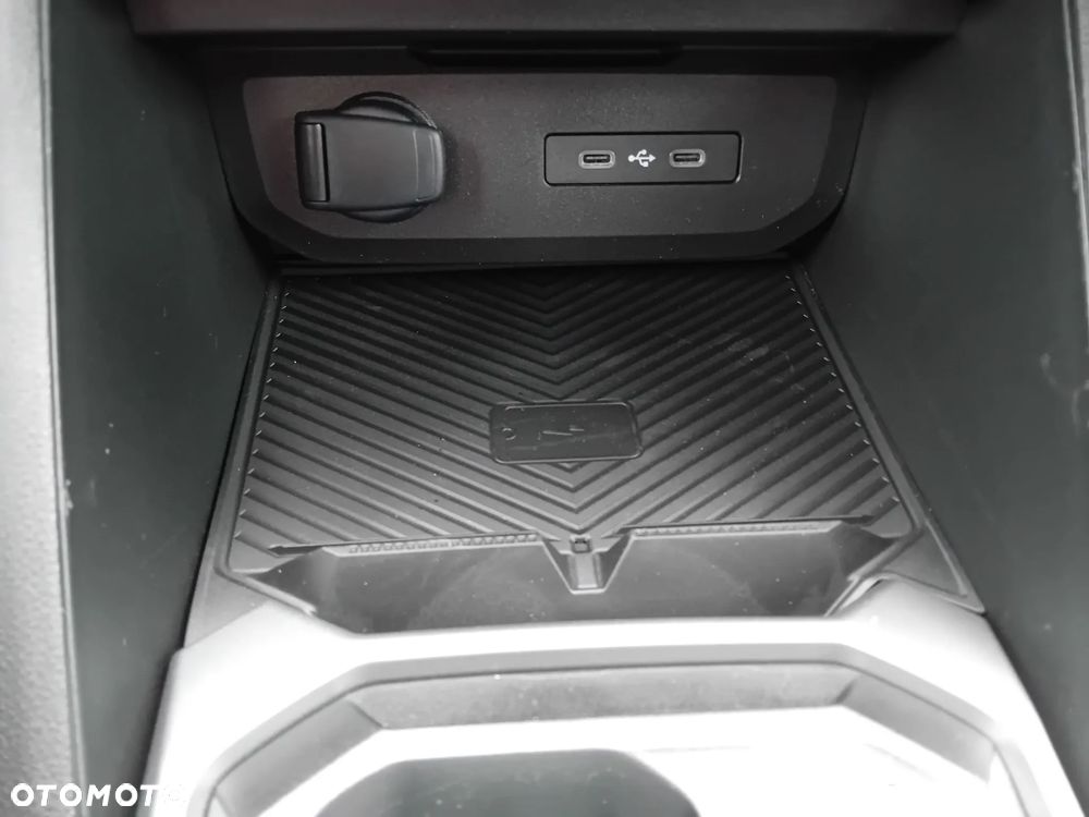Dacia Duster 1.8 Full Hybrid 155 Journey MMT - 24