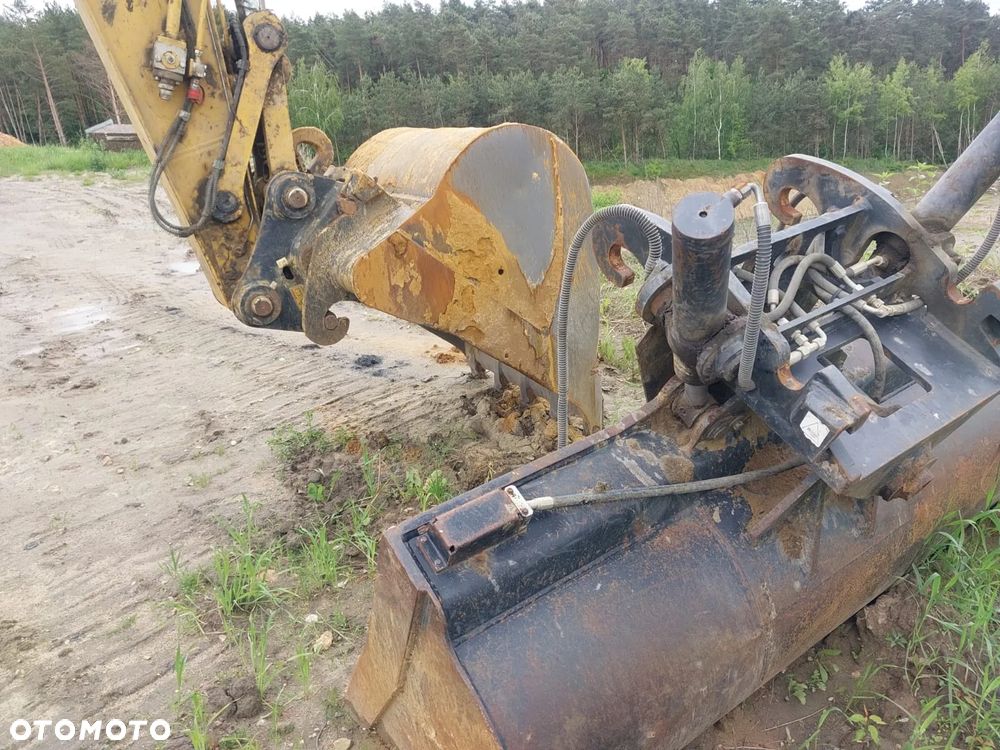 Caterpillar 320 - 6