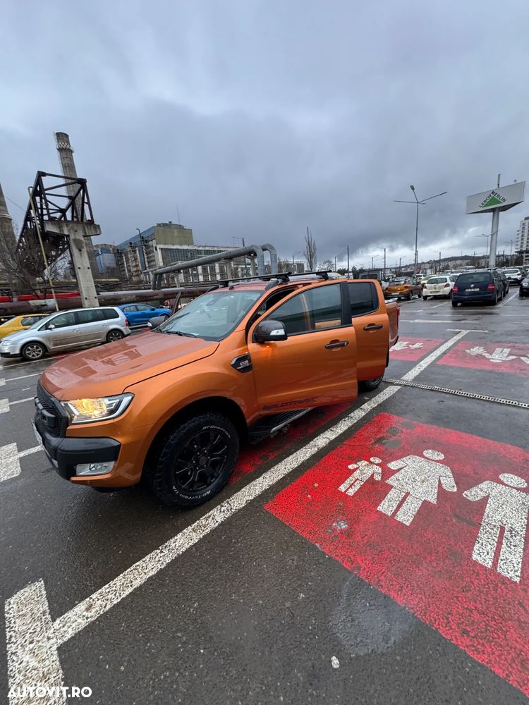 Ford Ranger 3.2 Duratorq 200 CP 4x4 Cabina Dubla Wildtrack Aut. - 9