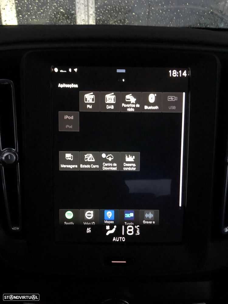 Volvo XC 40 1.5 T2 Momentum Plus - 28