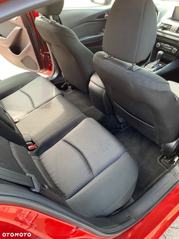 Mazda 3 1.5 D Skyenergy - 16