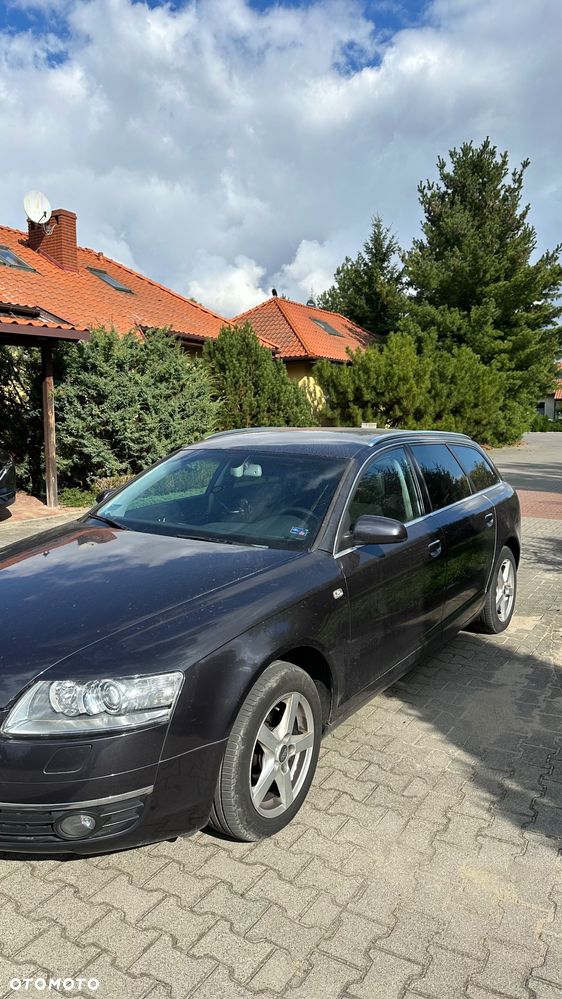 Audi A6 - 4