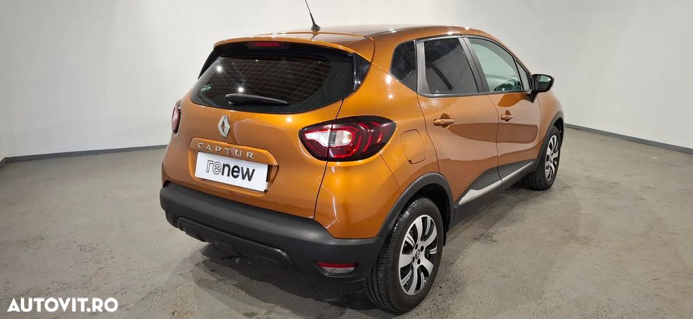 Renault Captur MHEV 140 Techno - 2