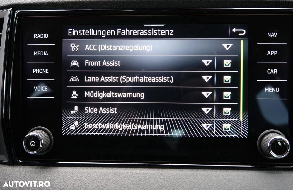 Skoda Karoq 2.0 TDI 4X4 DSG Sportline - 18