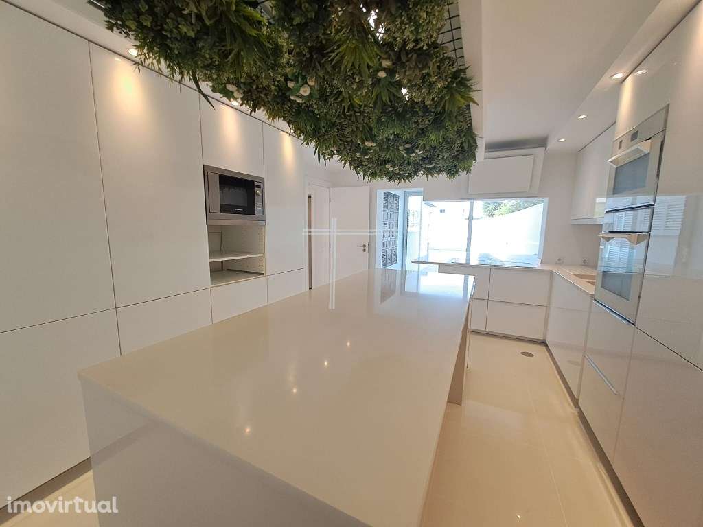 Moradia isolada T5+1, arquitetura contemporânea com piscina - Quint... - Grande imagem: 5/43