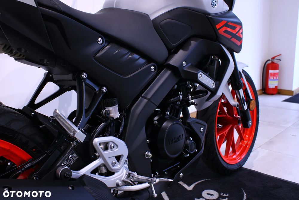 Yamaha MT - 20