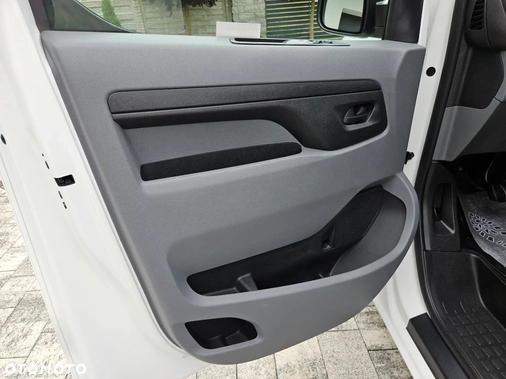 Toyota Proace Extra Long MROŹNIA - 17