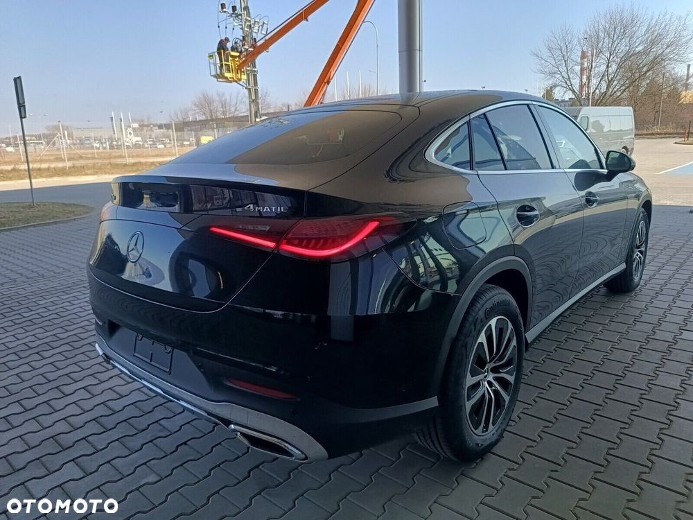 Mercedes-Benz GLC - 7