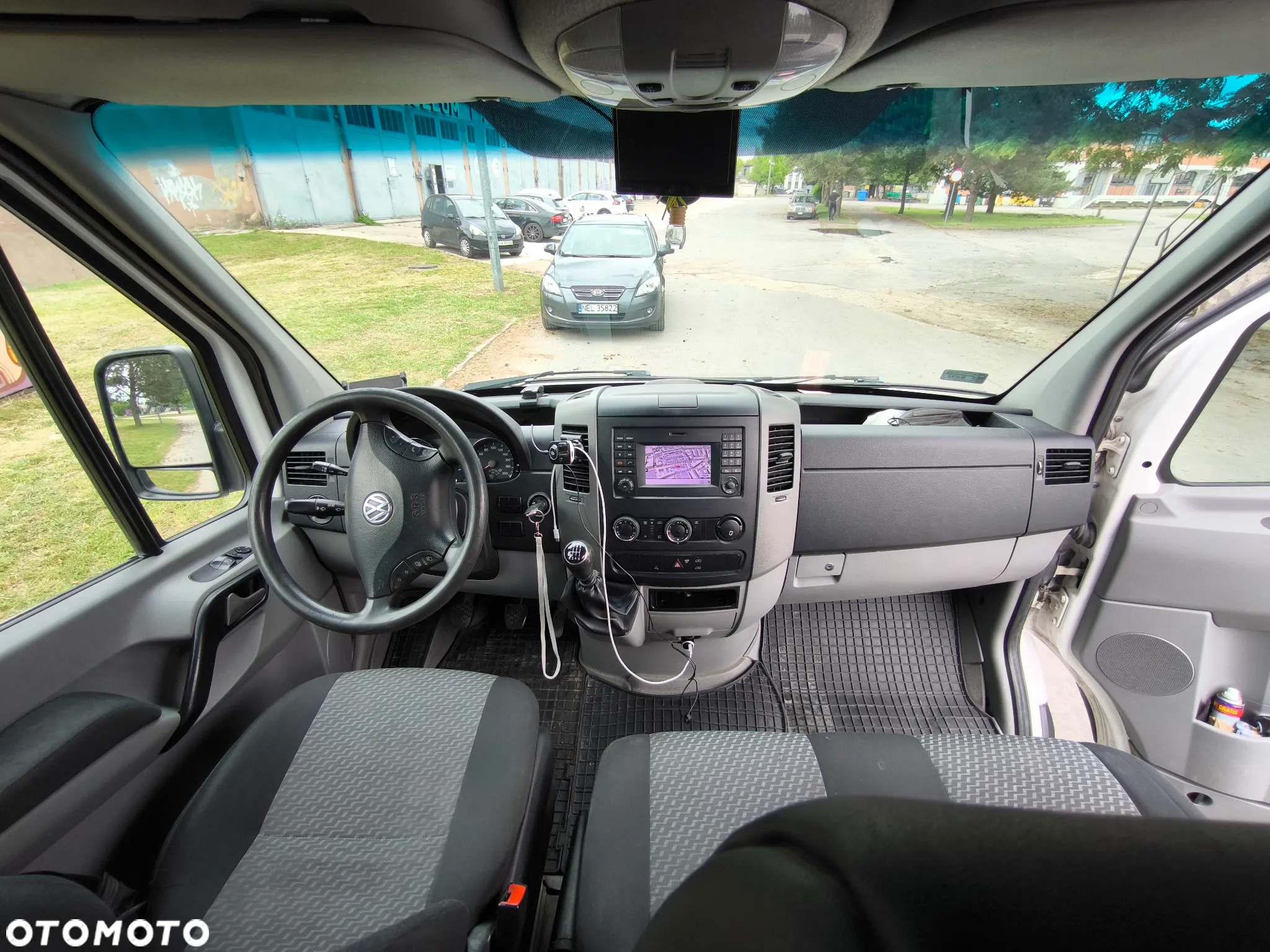 Volkswagen CRAFTER - 10