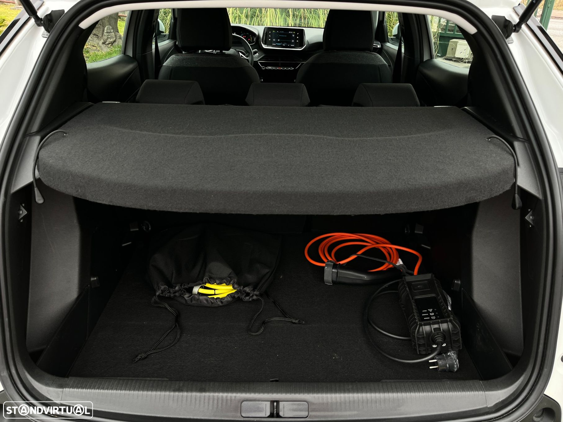 Peugeot e-2008 50 kWh Active - 30