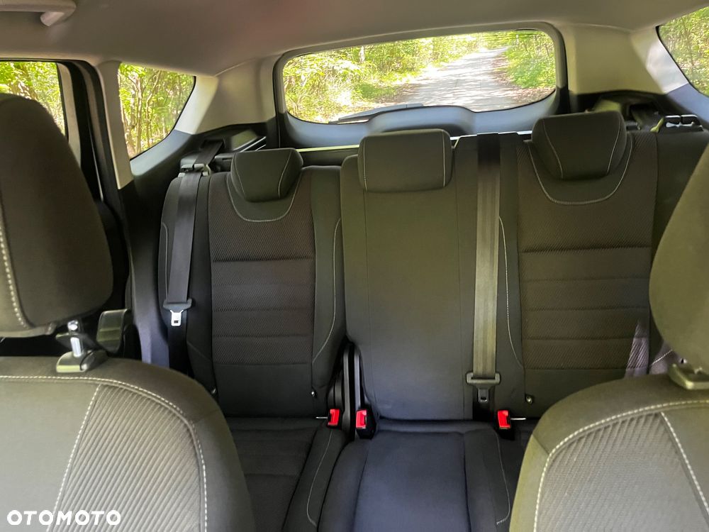 Ford Kuga 1.6 EcoBoost 2x4 Titanium - 15