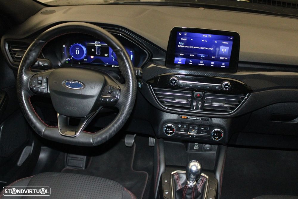 Ford Kuga 1.5 EcoBoost ST-Line - 4