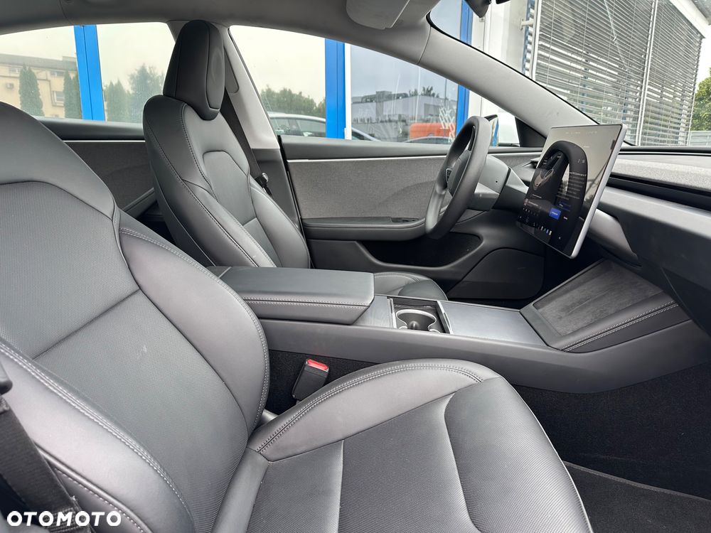 Tesla Model 3 - 15