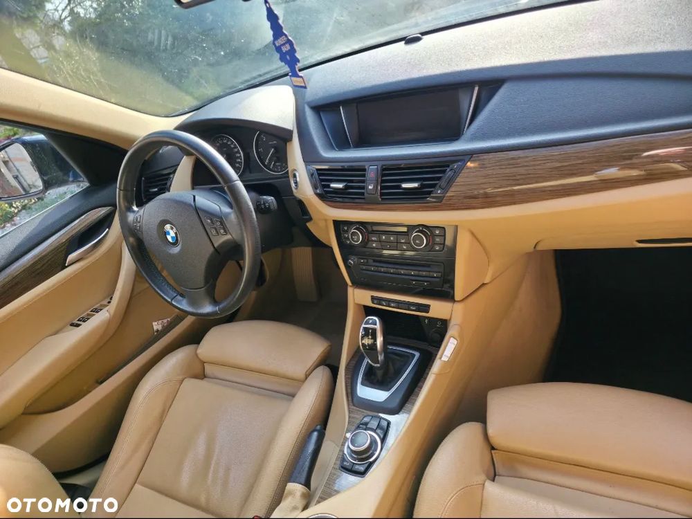 BMW X1 - 11