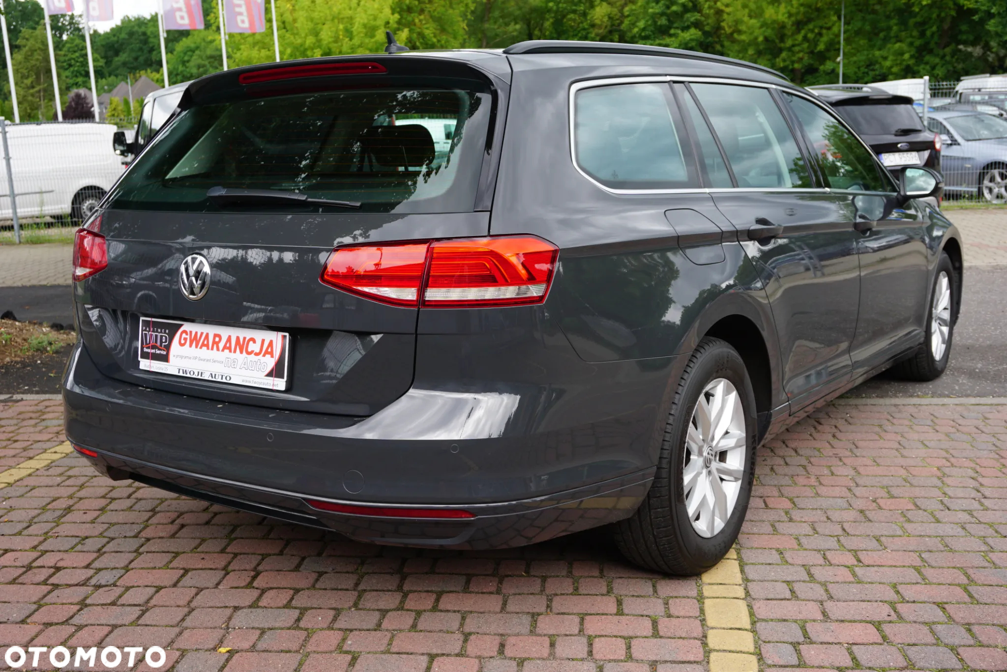 Volkswagen Passat Variant 2.0 TDI SCR DSG Comfortline - 3