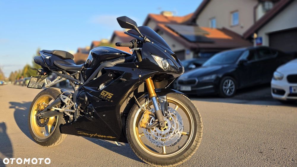 Triumph Daytona - 12