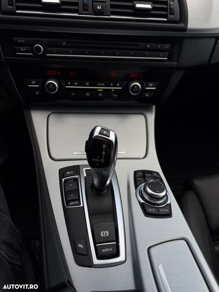 BMW Seria 5 520d Aut. - 13