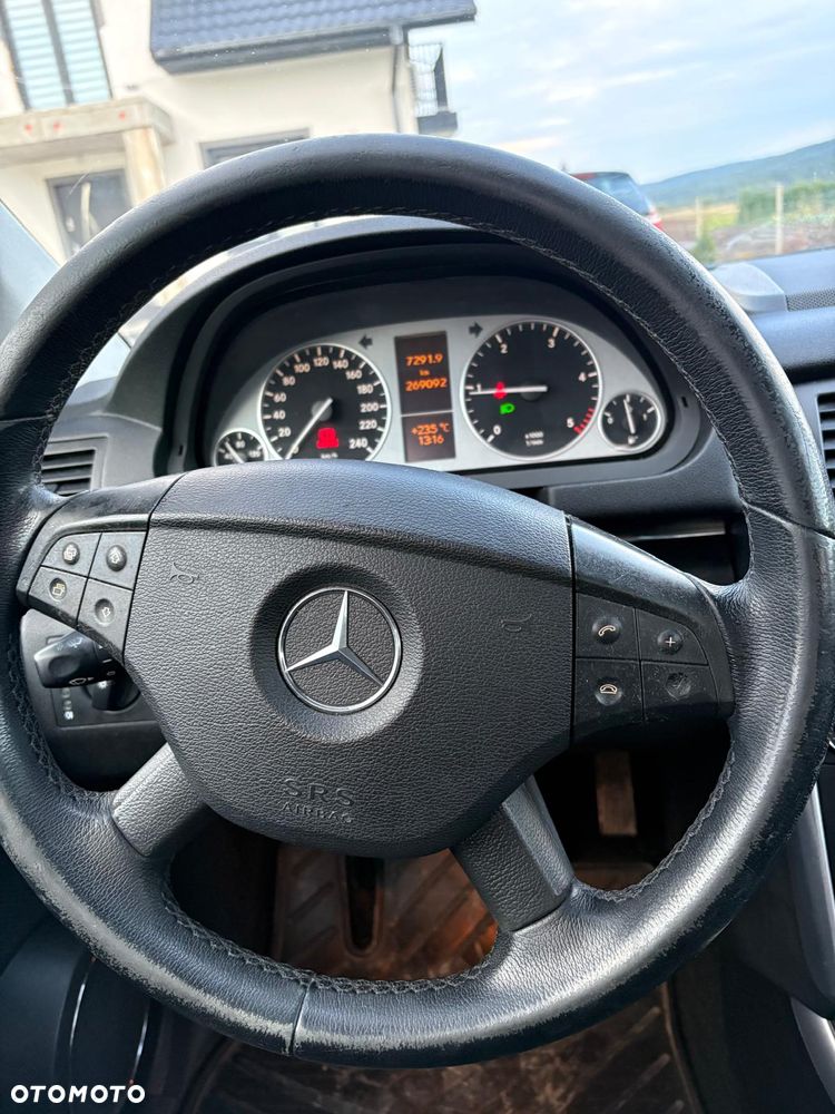Mercedes-Benz Klasa B 180 CDI EU5 - 10