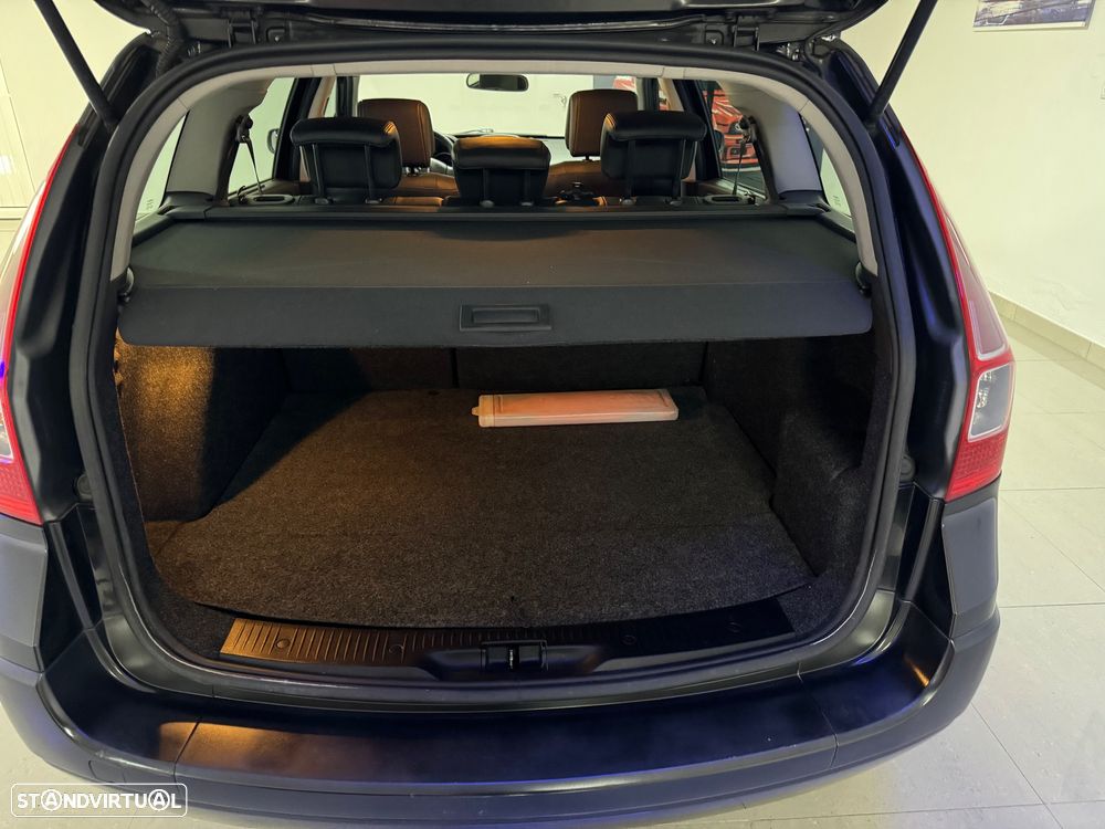Renault Mégane Sport Tourer - 31