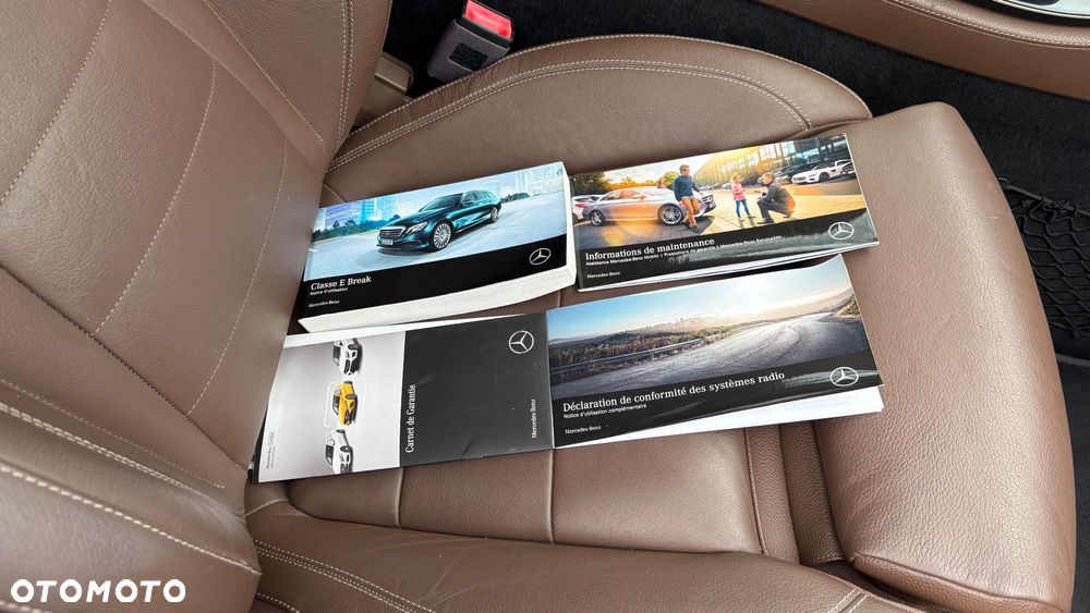 Mercedes-Benz Klasa E 220 d 4-Matic 9G-TRONIC - 29