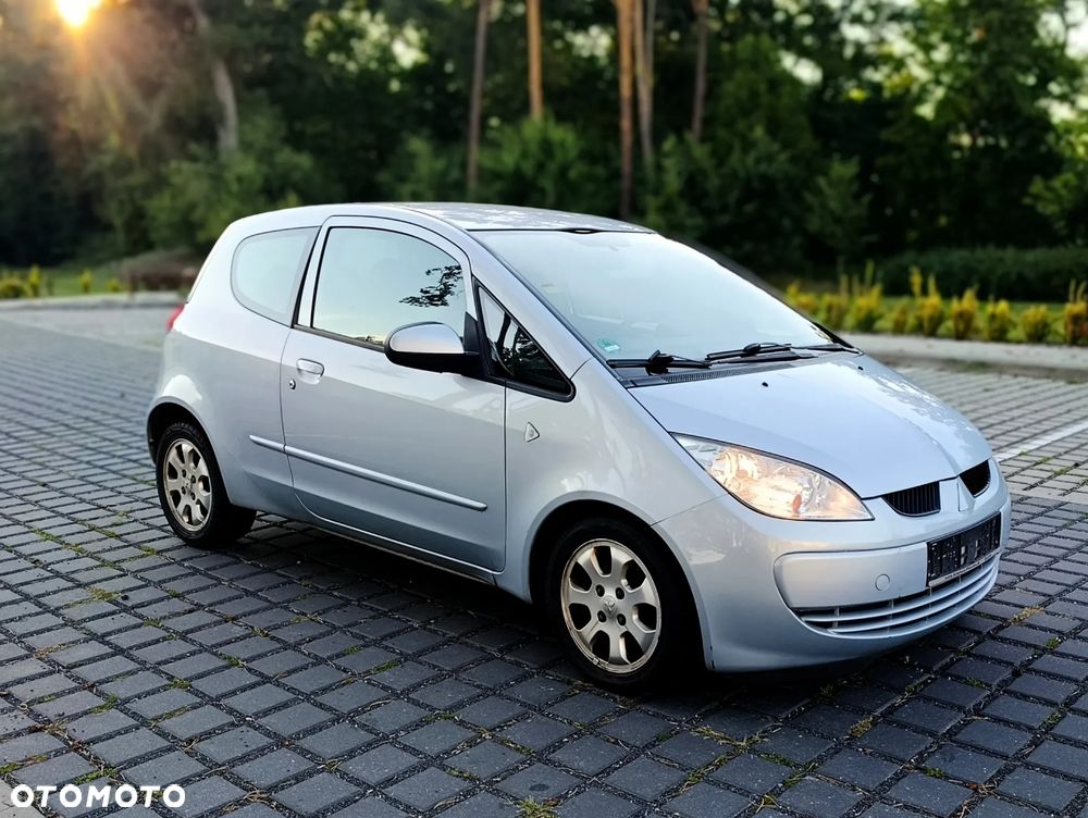 Mitsubishi Colt - 4