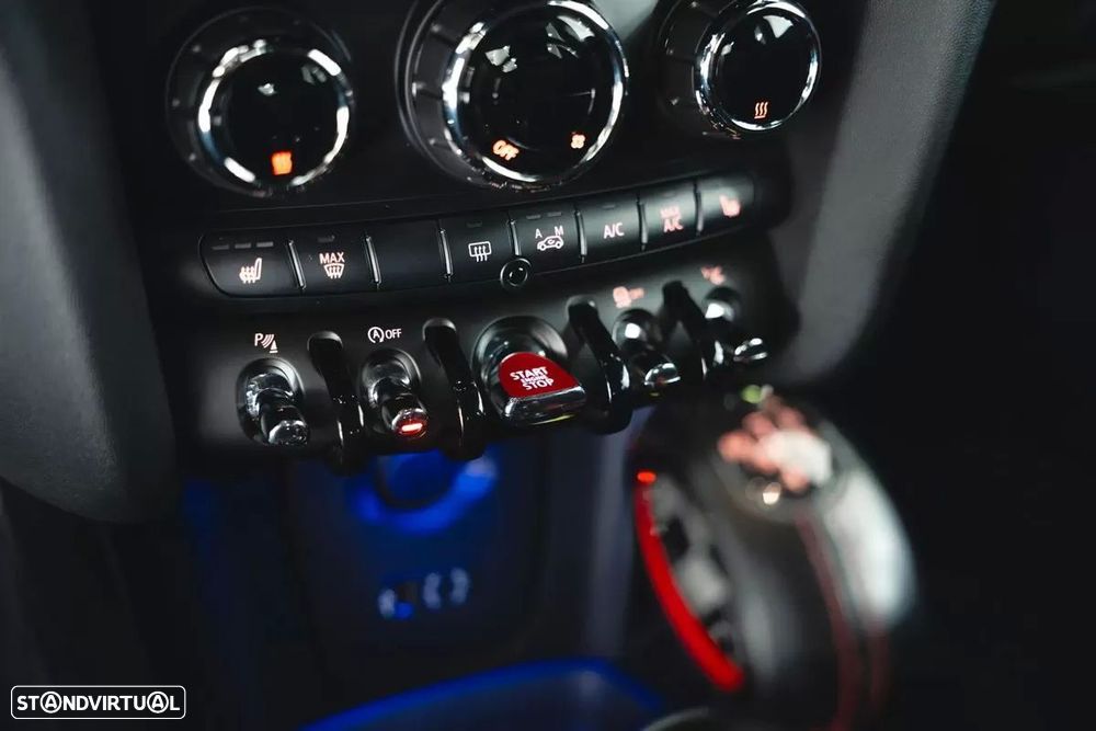 MINI 3 Portas John Cooper Works Auto Desportiva - 31