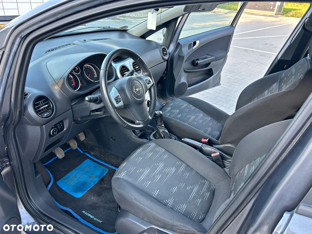 Opel Corsa 1.4 16V Graphite - 16