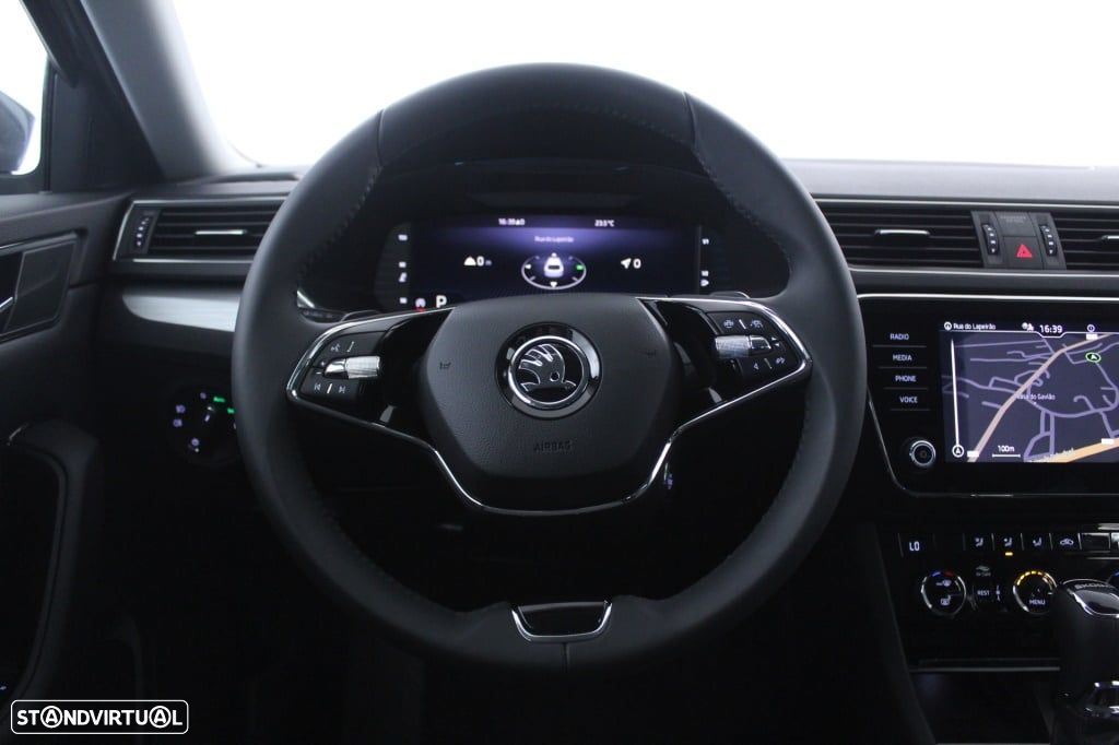 Skoda Superb Break 2.0 TDI Ambition DSG - 19