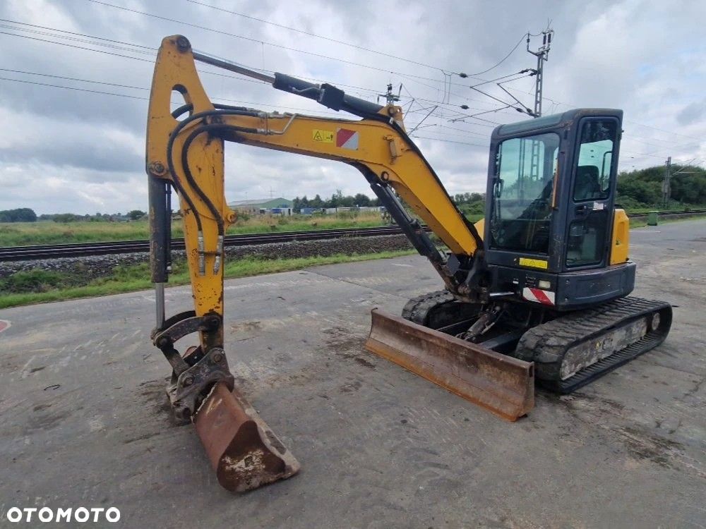 Bobcat E50EM - 1