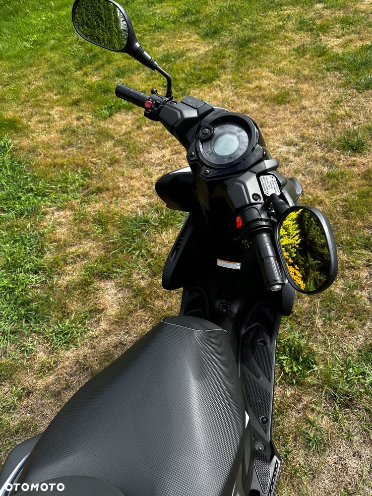 Yamaha Aerox - 3