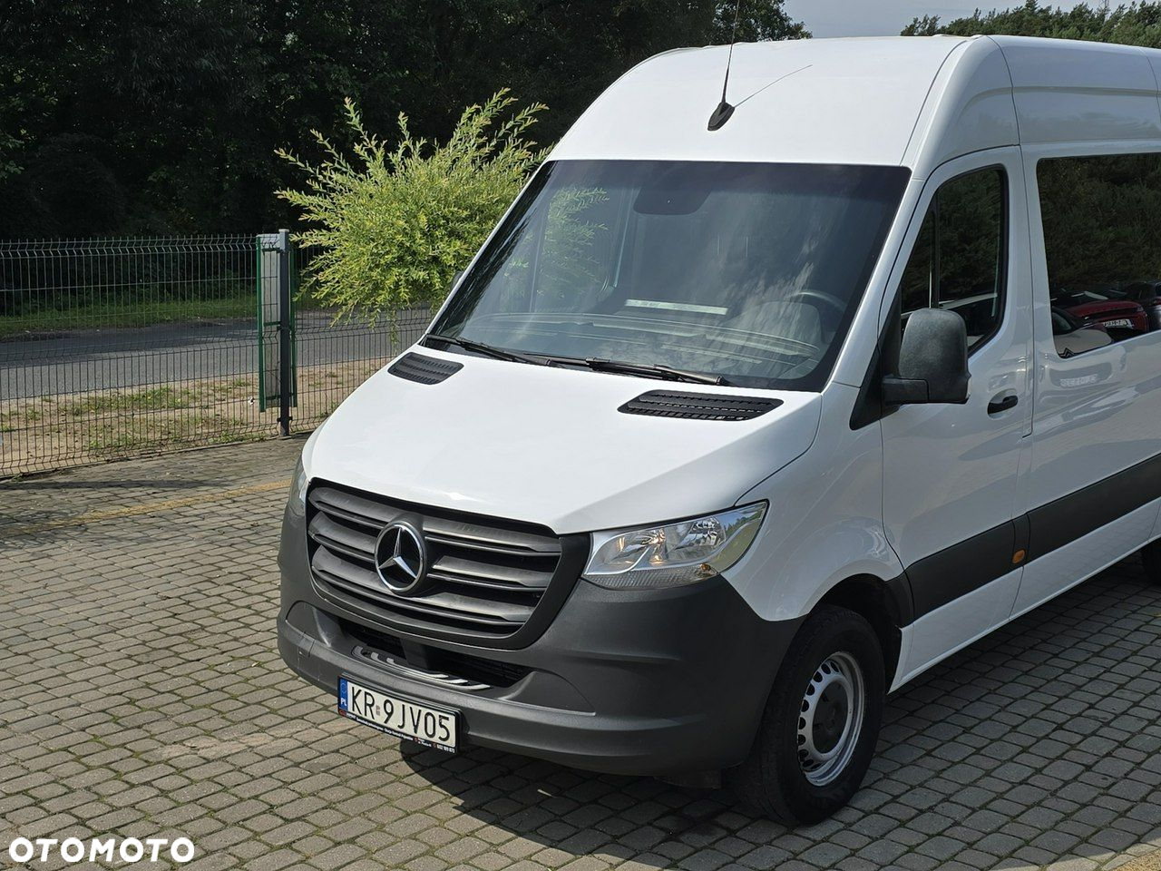 Mercedes-Benz Sprinter - 5